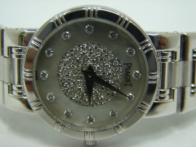 台中流當手錶拍賣 原裝 PIAGET伯爵 DANCER 貝殼小滿天星石英 18K金 女錶 特價出清 PR102