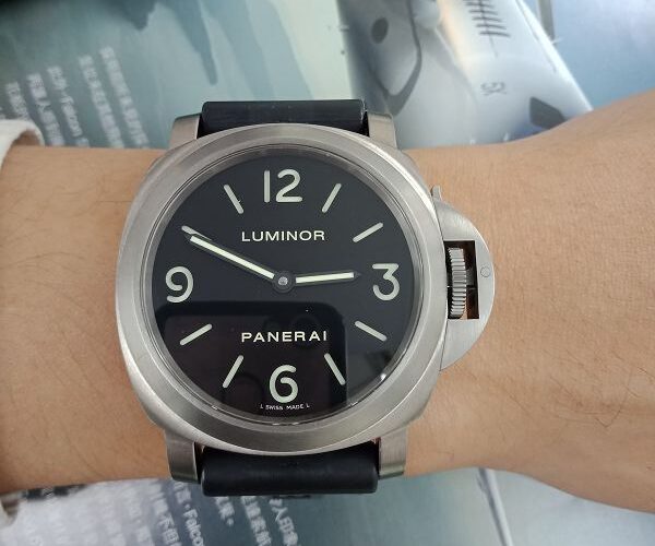 台中流當手錶 手錶拍賣 原裝PANERAI沛納海 PAM176 鈦合金 手上鍊 男錶 9成5新 盒單齊 喜歡價可議 KR020